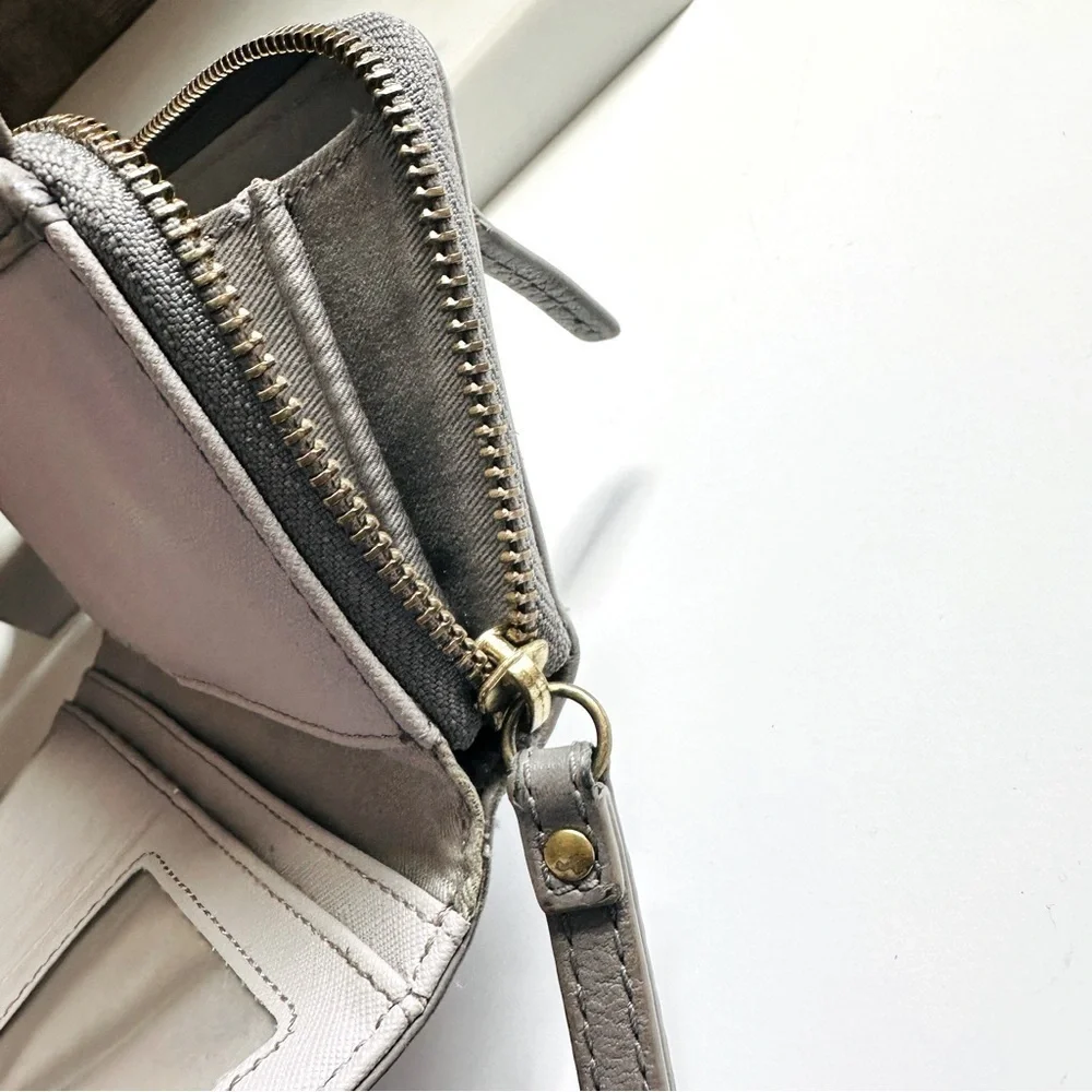 Fossil Gray Large Leather Wallet